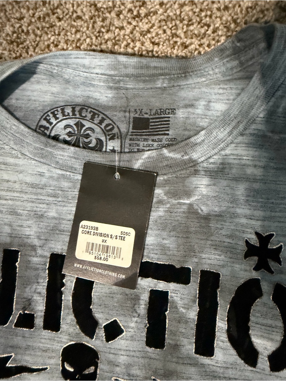 Affliction Men's Heather Gray Graphic Short Sleeve Tee with Black Print